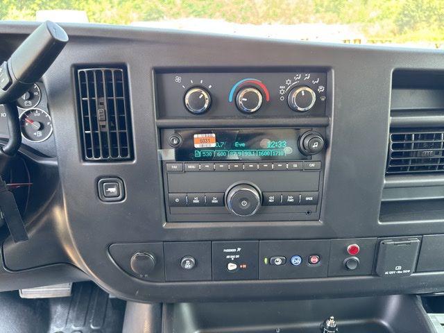 2025 GMC Savana Cutaway Work Van