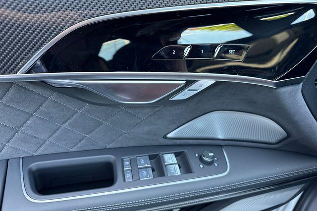 2025 Audi S8 TFSI quattro Tiptronic