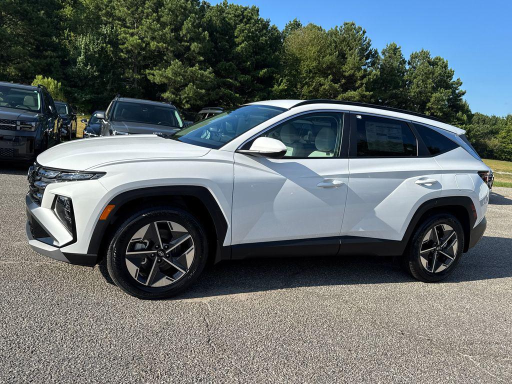 2025 Hyundai Tucson SEL photo 2