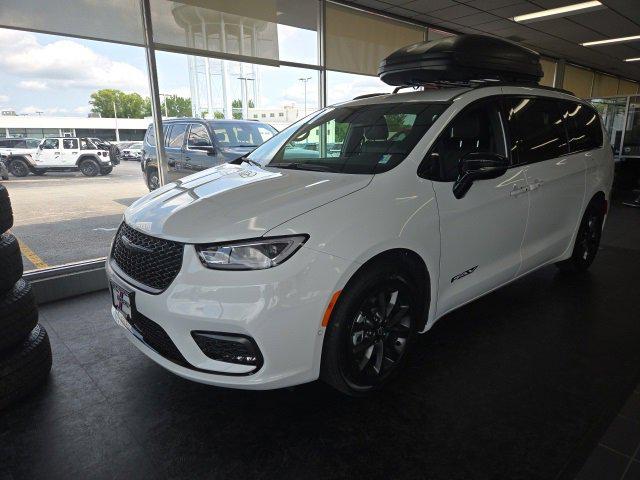 2025 Chrysler Pacifica PACIFICA SELECT