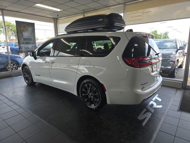 2025 Chrysler Pacifica PACIFICA SELECT