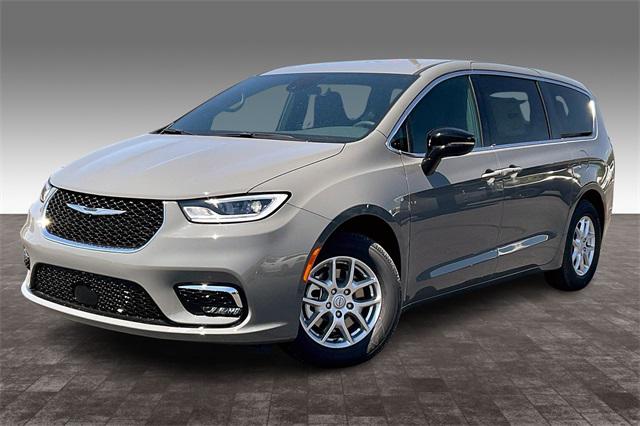 2025 Chrysler Pacifica PACIFICA SELECT