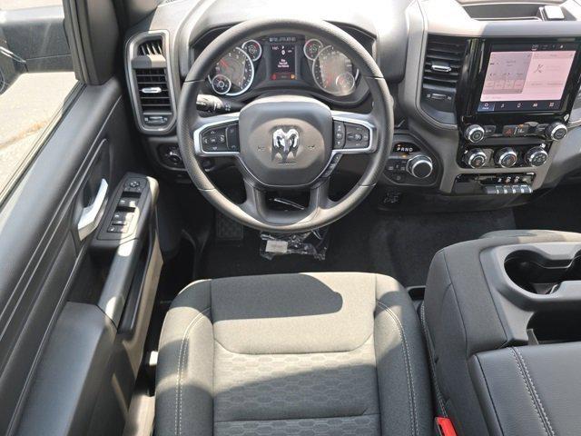 2025 RAM Ram 1500 RAM 1500 TRADESMAN CREW CAB 4X4 57 BOX 2025 RAM Ram 1500 RAM 1500 TRADESMAN CREW CAB 4X4 57 BOX