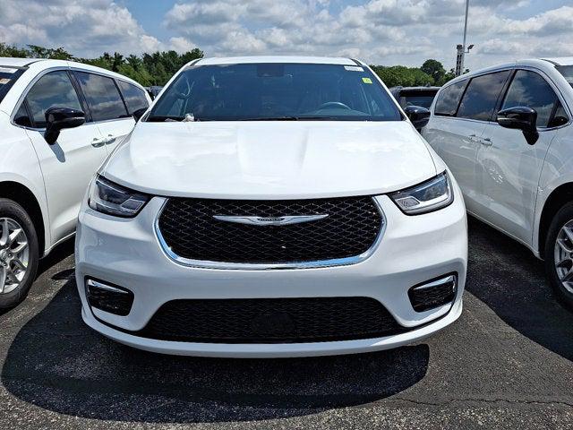 2025 Chrysler Pacifica PACIFICA SELECT