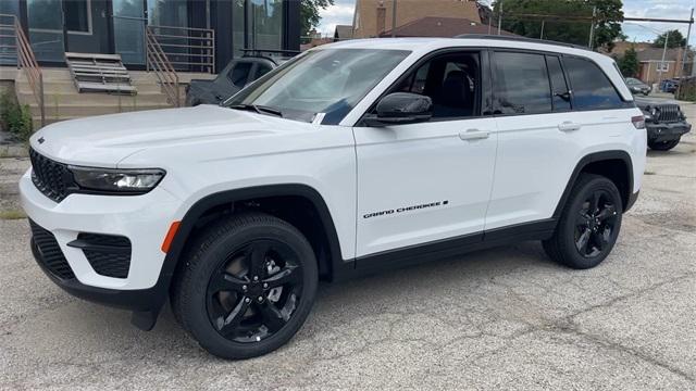2025 Jeep Grand Cherokee GRAND CHEROKEE ALTITUDE X 4X4