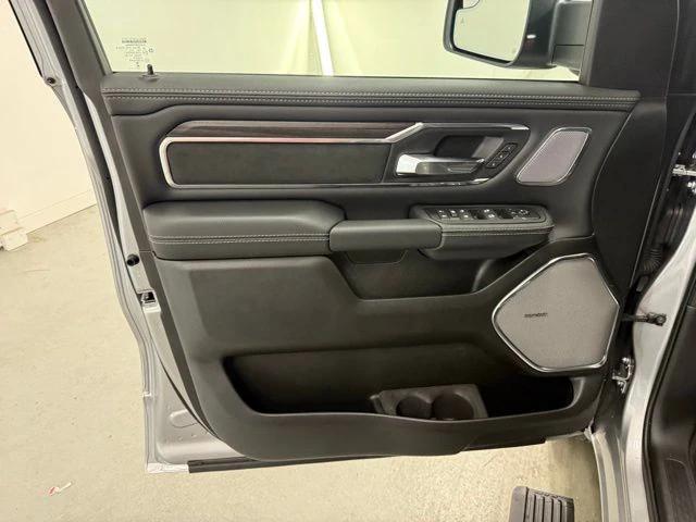 2026 Ram 1500 Laramie Crew Cab 4x4 57 Box