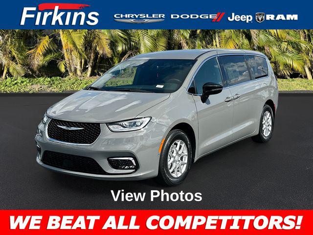 2025 Chrysler Pacifica PACIFICA SELECT