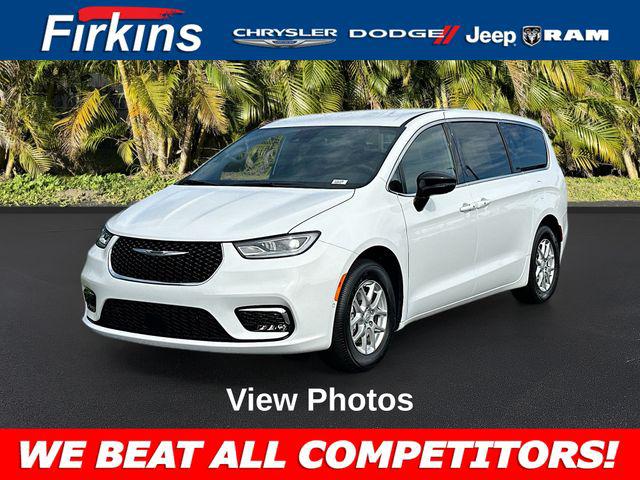 2025 Chrysler Pacifica PACIFICA SELECT
