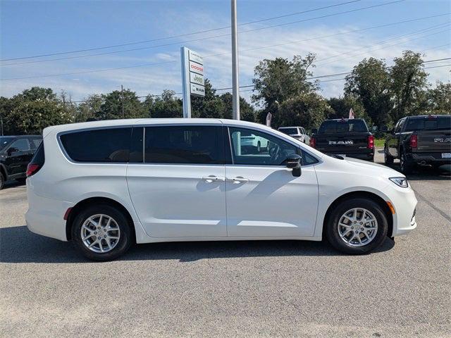 2025 Chrysler Pacifica PACIFICA SELECT