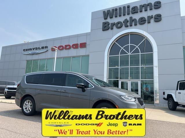 2025 Chrysler Pacifica PACIFICA SELECT