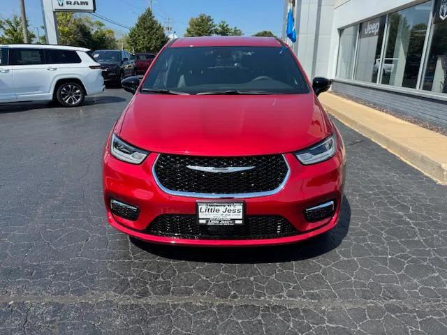 2025 Chrysler Pacifica PACIFICA SELECT