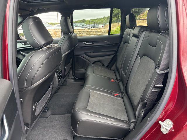 2025 Jeep Grand Cherokee Altitude X 4x4