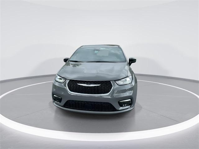 2025 Chrysler Pacifica PACIFICA SELECT