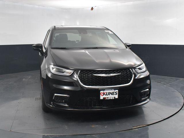 2025 Chrysler Pacifica PACIFICA SELECT