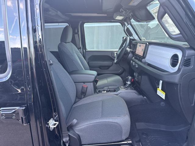 2025 Jeep Wrangler 4-Door Summit 4x4