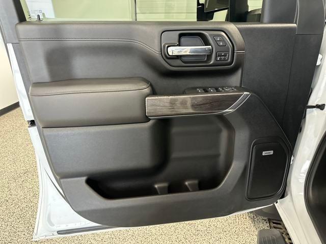 2020 Chevrolet Silverado 2500HD 4WD Crew Cab Standard Bed LTZ