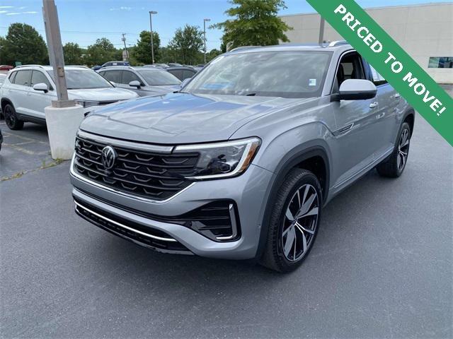 2025 Volkswagen Atlas Cross Sport 2.0T SEL Premium R-Line