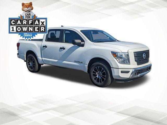 2022 Nissan TITAN Crew Cab SV 4x2