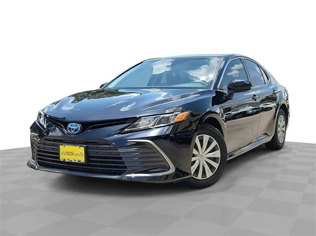 2022 Toyota Camry LE Hybrid