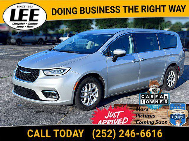 2023 Chrysler Pacifica Touring L