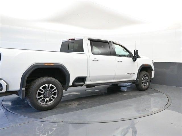 2022 GMC Sierra 2500HD 4WD Crew Cab Standard Bed AT4