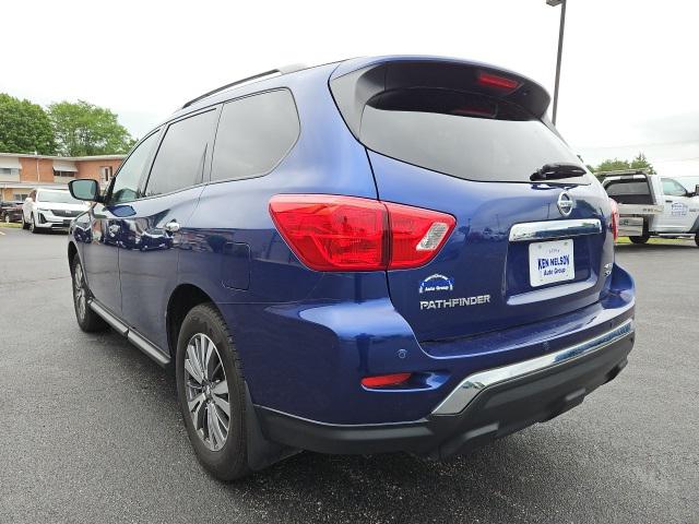 2019 Nissan Pathfinder SV