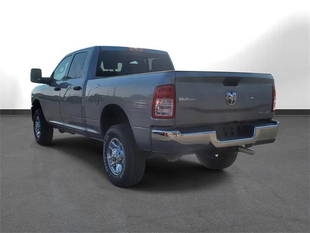 2024 RAM 2500 Tradesman Crew Cab 4x4 64 Box
