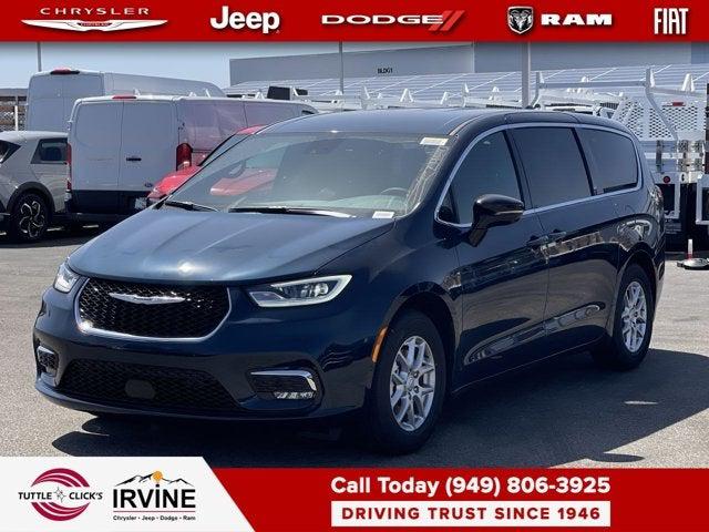 2025 Chrysler Pacifica PACIFICA SELECT