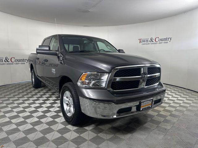 2023 RAM 1500 Classic SLT Crew Cab 4x4 57 Box