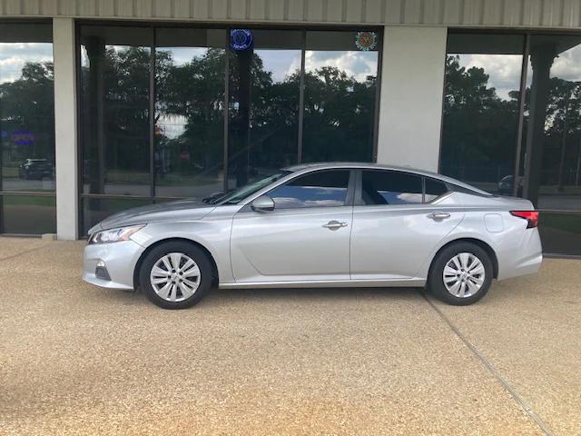 2020 Nissan Altima S FWD