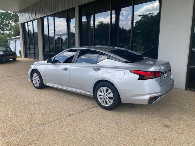 2020 Nissan Altima S FWD