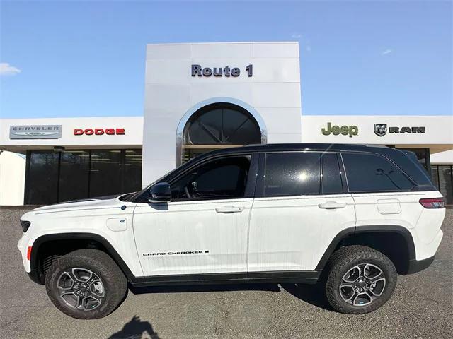 2023 Jeep Grand Cherokee 4xe Trailhawk
