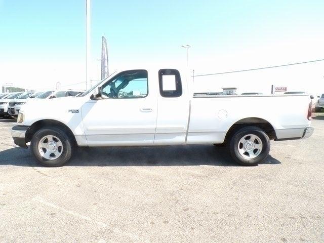 2002 Ford F-150 Base 2002 Ford F-150 Base