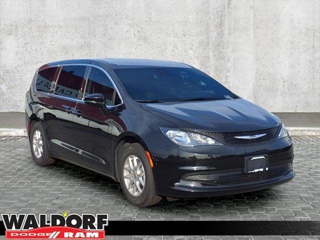 2025 Chrysler Voyager VOYAGER LX
