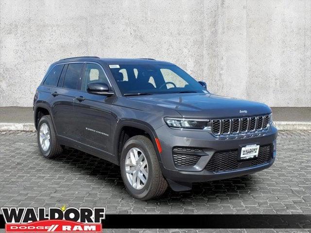 2025 Jeep Grand Cherokee GRAND CHEROKEE LAREDO X 4X4