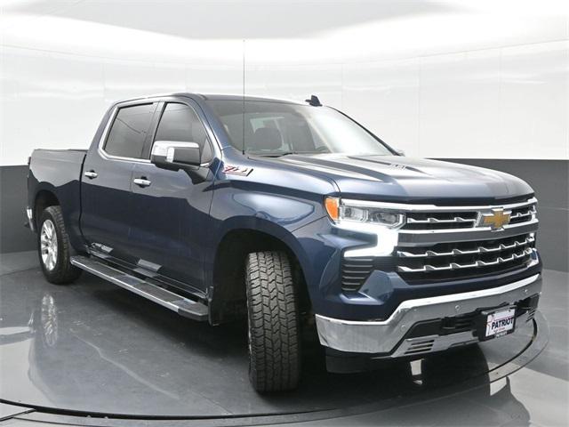 2022 Chevrolet Silverado 1500 4WD Crew Cab Short Bed LTZ