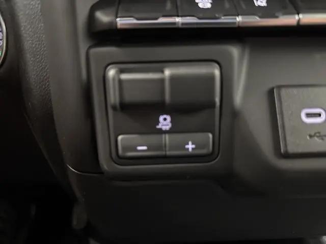 2025 Chevrolet Silverado 3500HD 4WD Double Cab Long Bed Work Truck