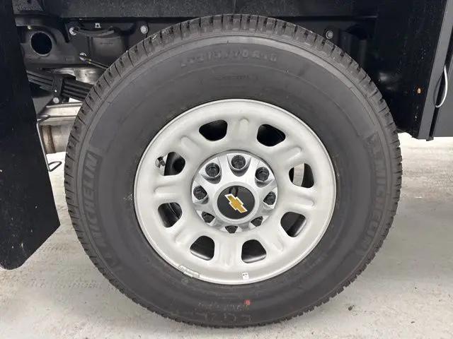 2025 Chevrolet Silverado 3500HD 4WD Double Cab Long Bed Work Truck
