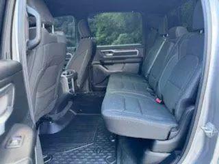2020 Ram 1500 Big Horn Crew Cab 4x4 6'4" Box