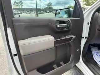 2021 GMC Sierra 1500 2WD Crew Cab Short Box SLT