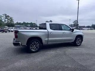 2021 Chevrolet Silverado 1500 4WD Crew Cab Short Bed RST