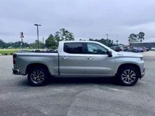2021 Chevrolet Silverado 1500 4WD Crew Cab Short Bed RST