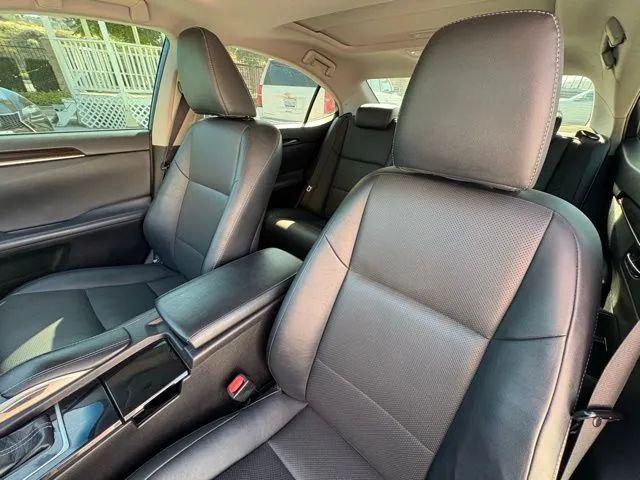 2017 Lexus ES 350 350