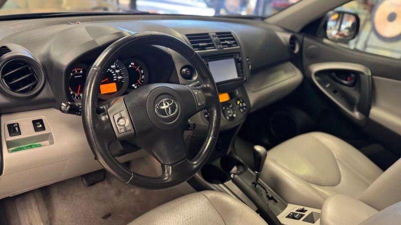 2012 Toyota RAV4 Limited V6