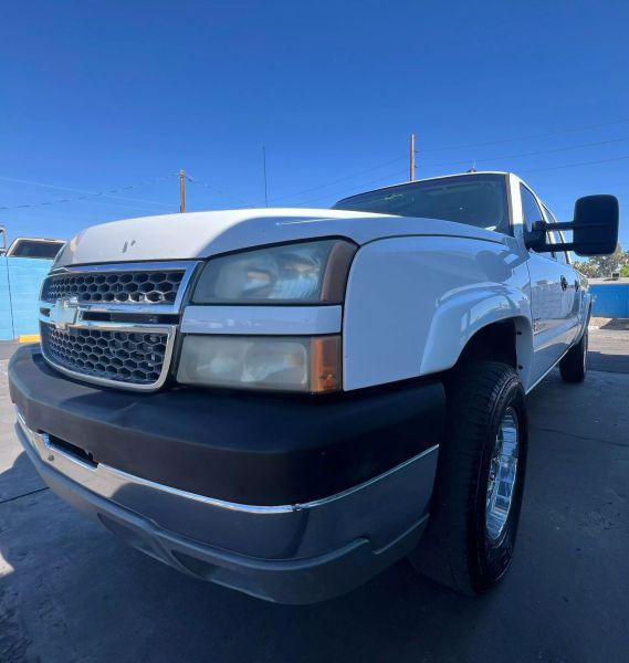 2005 Chevrolet Silverado 2500HD LT for sale in Glendale, AZ