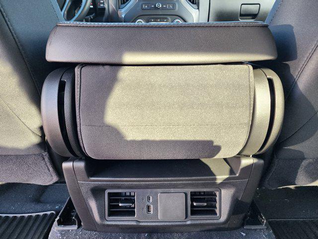 2025 Chevrolet Silverado 2500HD Custom 4WD