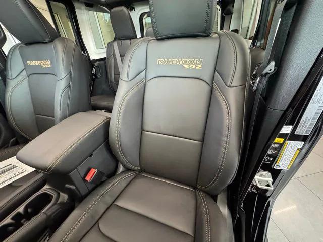 2025 Jeep Wrangler WRANGLER 4-DOOR RUBICON 392