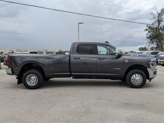 2025 RAM 3500 Laramie Crew Cab 4x4 8 Box