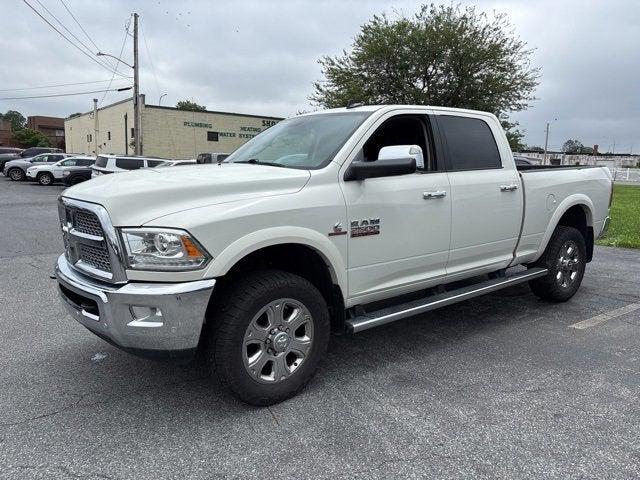 2017 RAM 2500 Laramie Crew Cab 4x4 64 Box