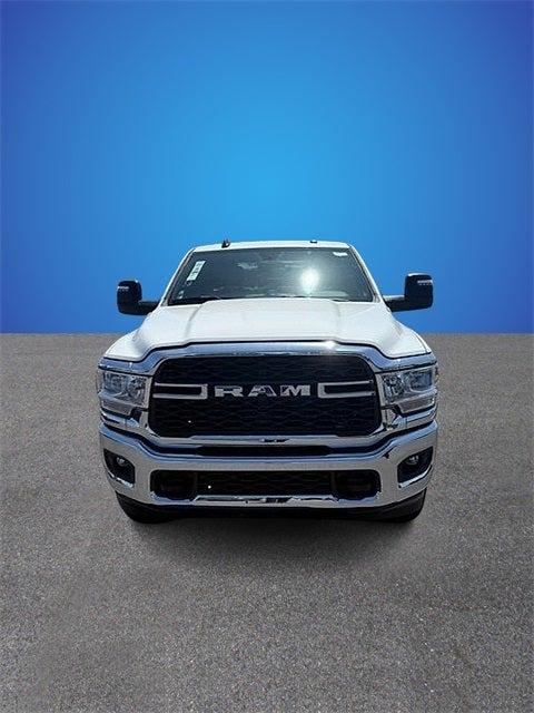 2023 RAM 2500 Tradesman Crew Cab 4x4 8 Box
